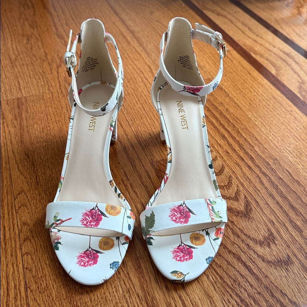 Nine West White Floral Heels